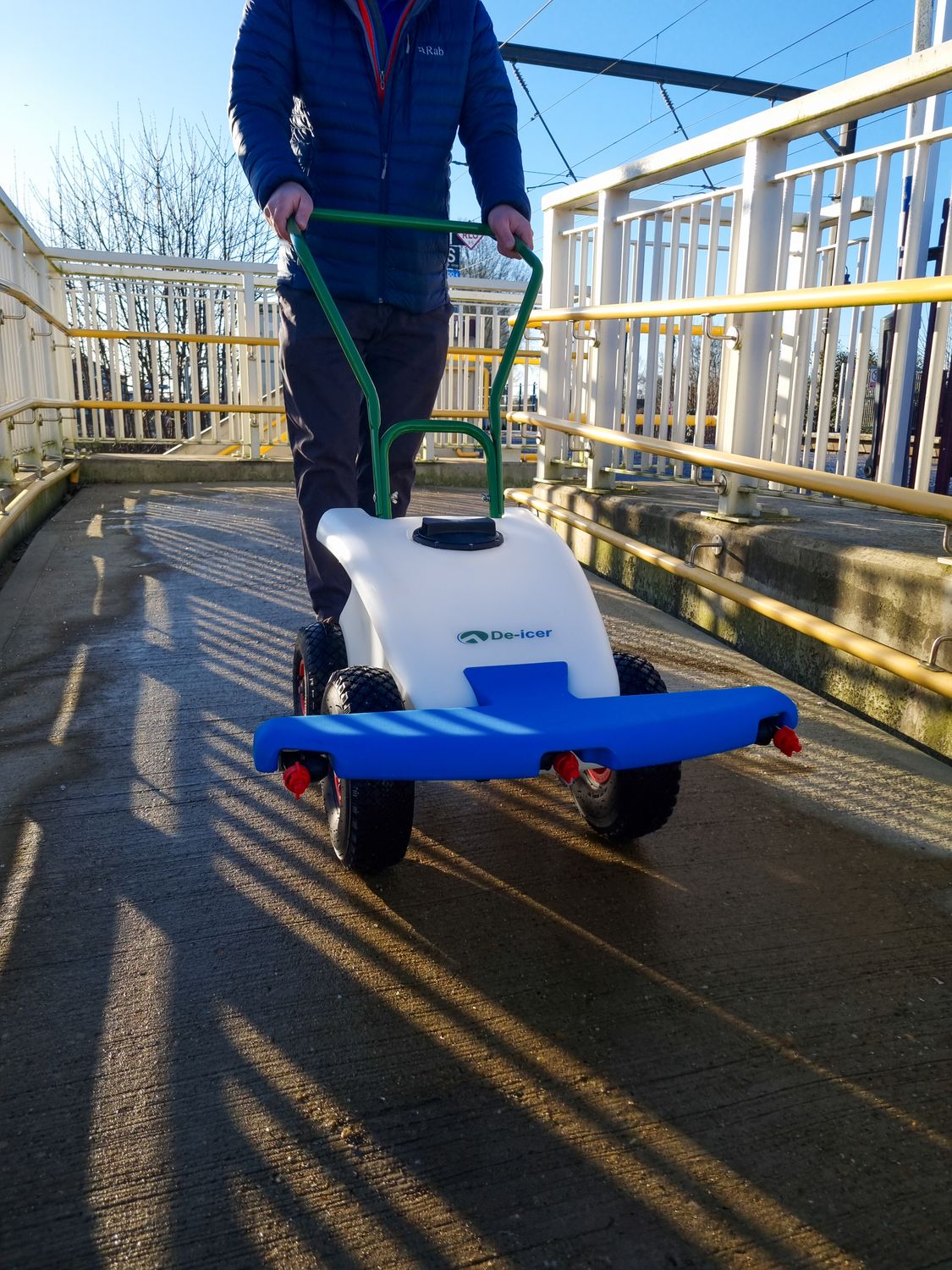 AcuSpray De-Icer