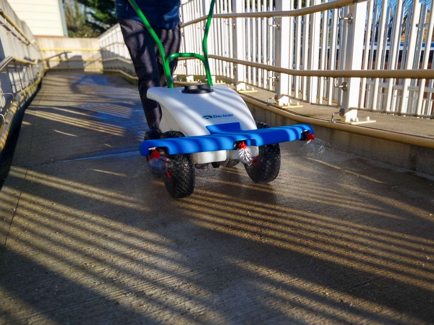 AcuSpray De-Icer