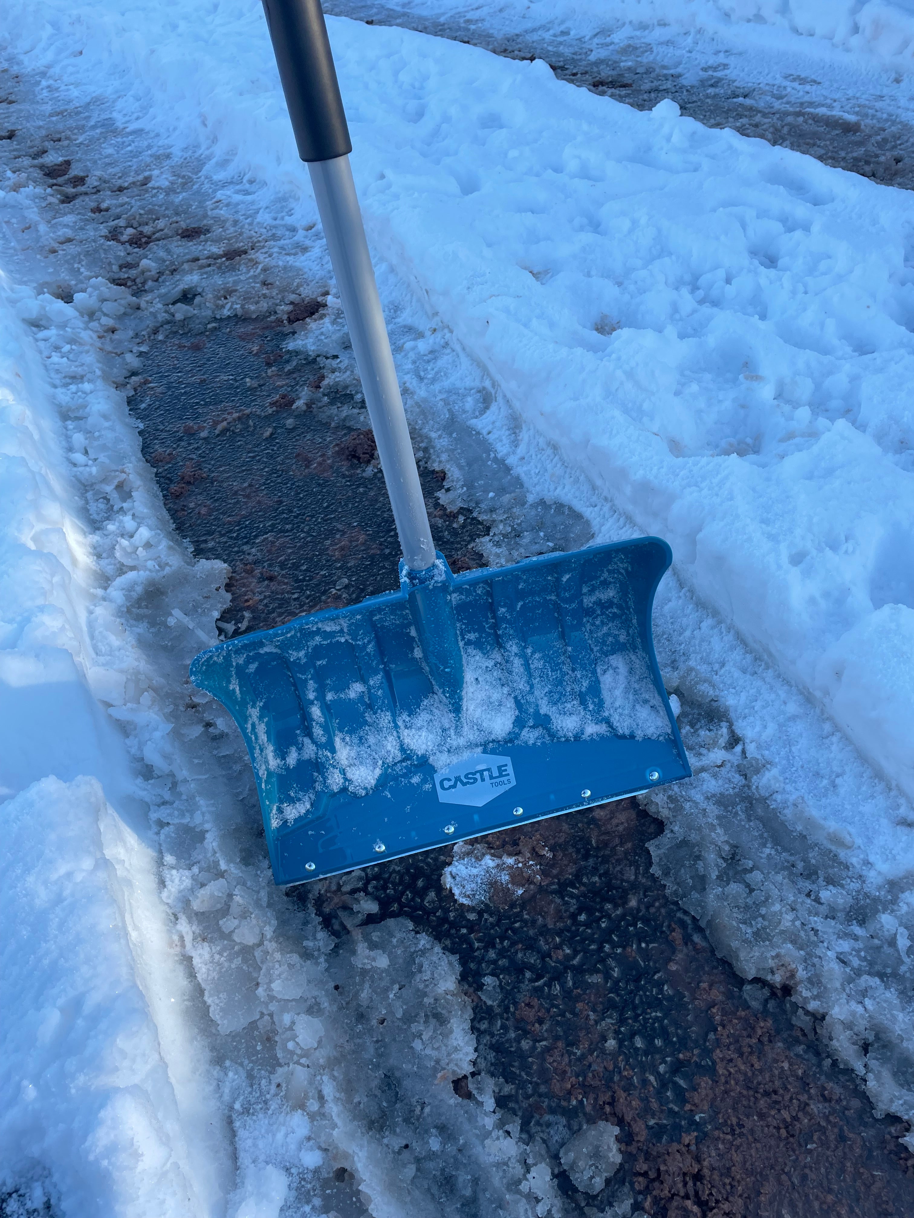 Castle Tools Heavy Duty Snow Shovel
