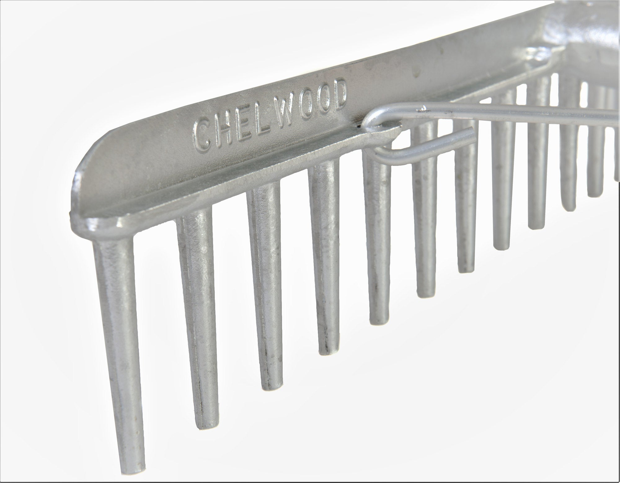 Chelwood® 18A® aluminium crown rake close-up showing the embossed Chelwood name